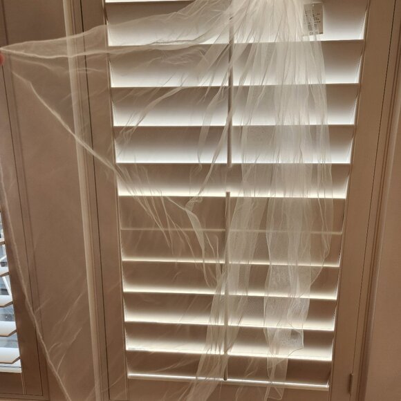 Microbeaded edge mid-length Veil (Ivory) main image 7